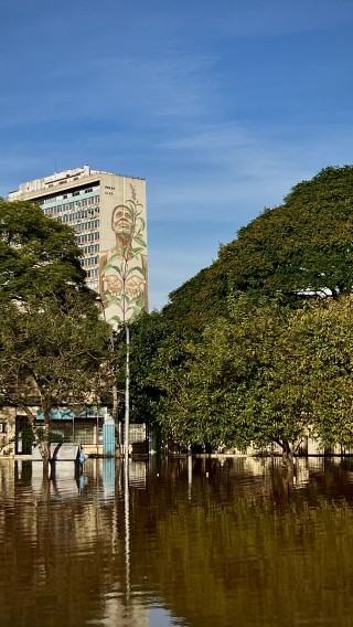 Powódź w Porto Alegre, 2024, zdj. Robert Sochacki Powódź w Porto Alegre, 2024, zdj. Robert Sochacki