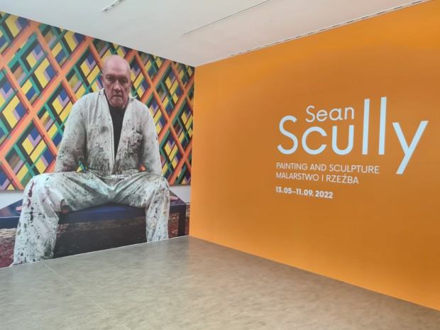 Fragment wystawy Sean Scully. Painting and sculpture / Malarstwo i rzeźba