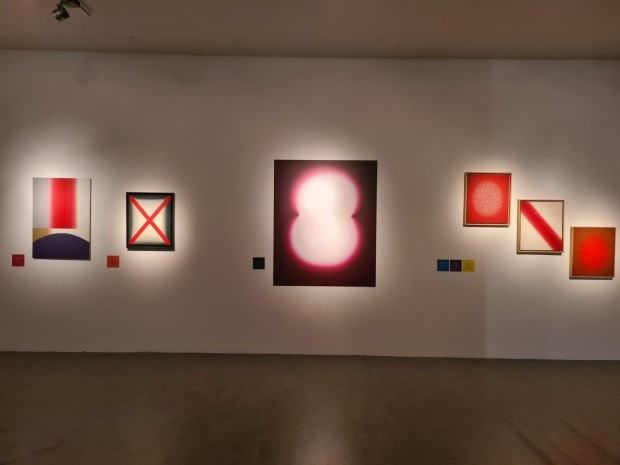 Fragment wystawy pt. Fangor