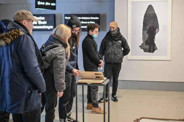 CUT IT OUT w częstochowskiej Konduktorowni