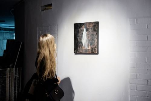 Wernisaż wystawy Wojciecha Pukocza "Więcej niż 1000 słów" (22.11.2019), fot. Małgorzata Kujda, © Muzeum Współczesne Wrocław, 2019.