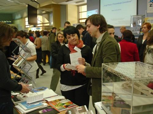 Targi Kariery Zawodowej 2013 Targi Kariery Zawodowej 2013