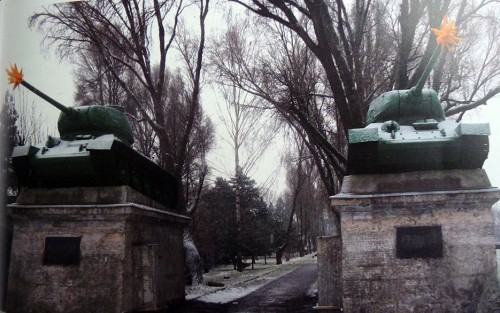 SZTUKA ZAANGAŻOWANA SZTUKA ZAANGAŻOWANA