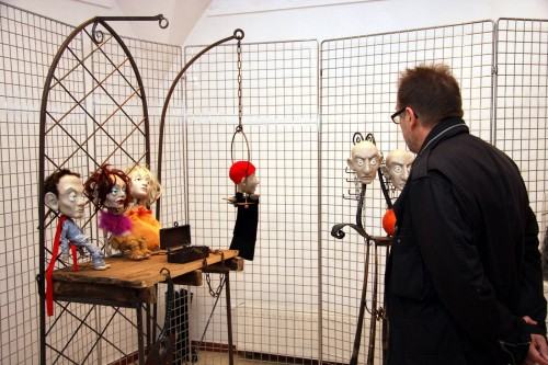 Katedra Scenografii Wystawa Katedry Scenografii w Opolu