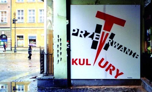 „Przetrwanie kultury”, mural, Stary Rynek, galeria miejska BWA Arsenał, Poznań, 2005 _ archiwum grupy Twożywo