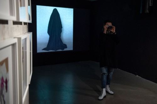 Wernisaż wystawy Wojciecha Pukocza "Więcej niż 1000 słów" (22.11.2019), fot. Małgorzata Kujda, © Muzeum Współczesne Wrocław, 2019.