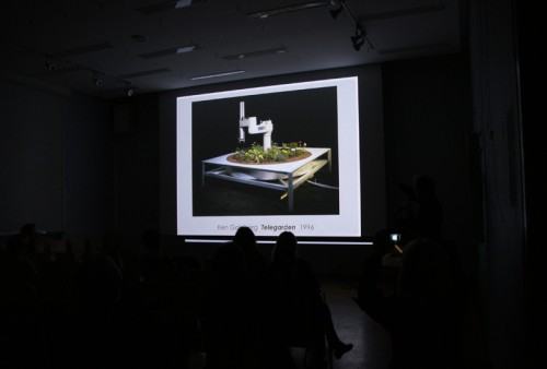 53604938.jpg Prof. R. W. Kluszczyński gościem Katedry Sztuki Mediów ASP we Wrocławiu, 2012