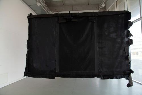 Marcin Mierzicki. Ekran. Obraz- obiekt, 250x400, 2019