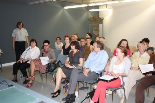 Historyczne dyplomy w Katedrze Konserwacji i Restauracji Ceramiki i Szkła Historyczne dyplomy w Katedrze Konserwacji i Restauracji Ceramiki i Szkła