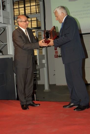 szklo Banka & Buzek