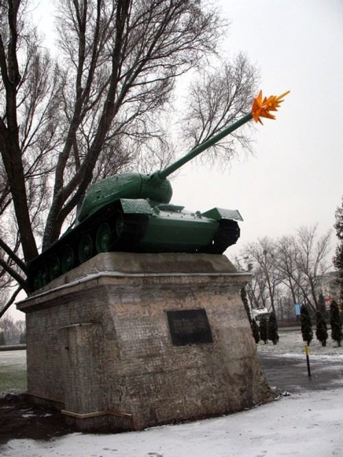 "Tank", 2010