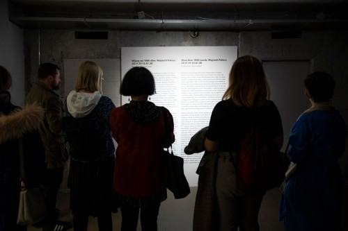 Wernisaż wystawy Wojciecha Pukocza "Więcej niż 1000 słów" (22.11.2019), fot. Małgorzata Kujda, © Muzeum Współczesne Wrocław, 2019.