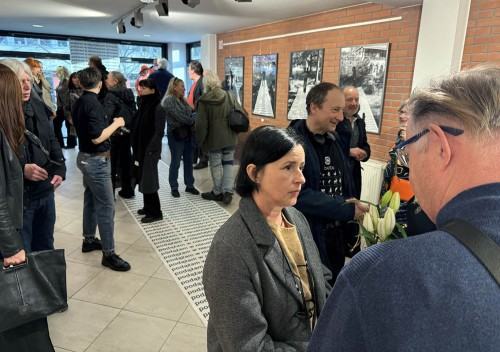 Małgorzata Kazimierczak, GDZIE JEST TO MIEJSCE? Relacja