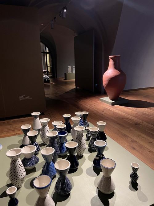 Brak słów  - wystawa ceramiki Brak słów  - wystawa ceramiki