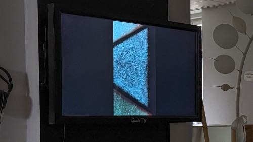 05-6_0.jpg „kiosk TV – czyli rozszerzone pasmo specjalne Akademii”