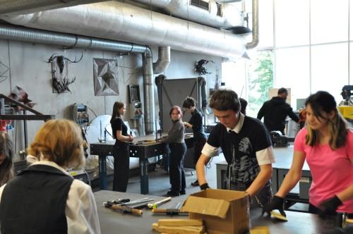 Warsztaty repuserskie dla uczniów z wrocławskiego Liceum Sztuk Plastycznych