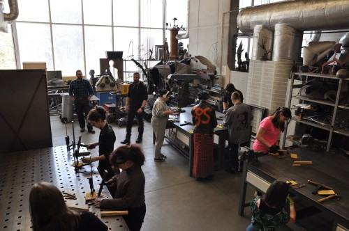 Warsztaty repuserskie dla uczniów z wrocławskiego Liceum Sztuk Plastycznych