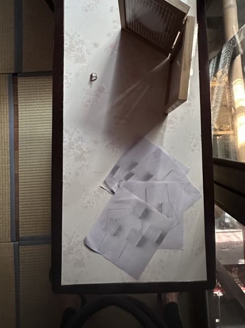 Merchants' dreams / INSOMNIA