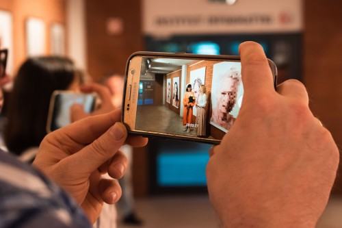 Otwarcie wystawy fotografii inscenizowanej pt. "Dwie drogi" Ewy Martyniszyn i Aliny Kindiak