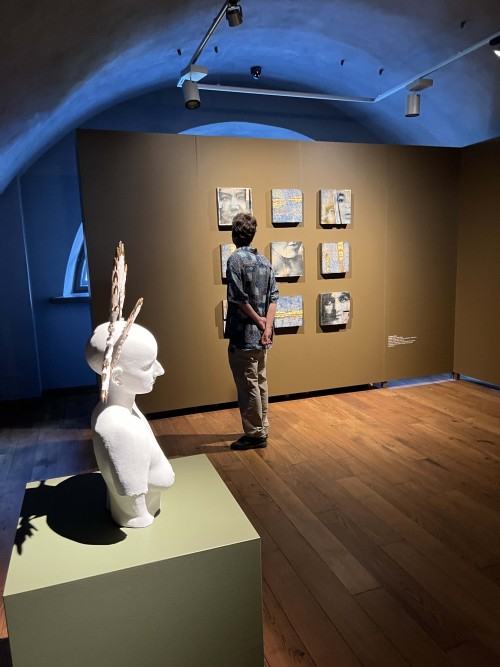 Brak słów  - wystawa ceramiki Brak słów  - wystawa ceramiki