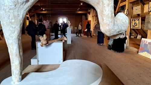 Otwarcie wystawy Studyjne Eksperiencje odbywającej się w ramach Europejskiej Nocy Muzeów w Chojnicach.