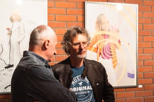 Otwarcie wystawy fotografii inscenizowanej pt. "Dwie drogi" Ewy Martyniszyn i Aliny Kindiak