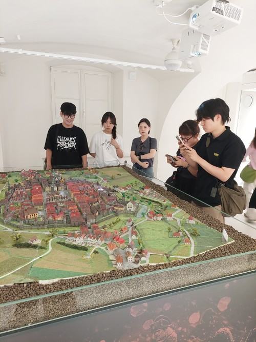 Summer Art and Design School 2024