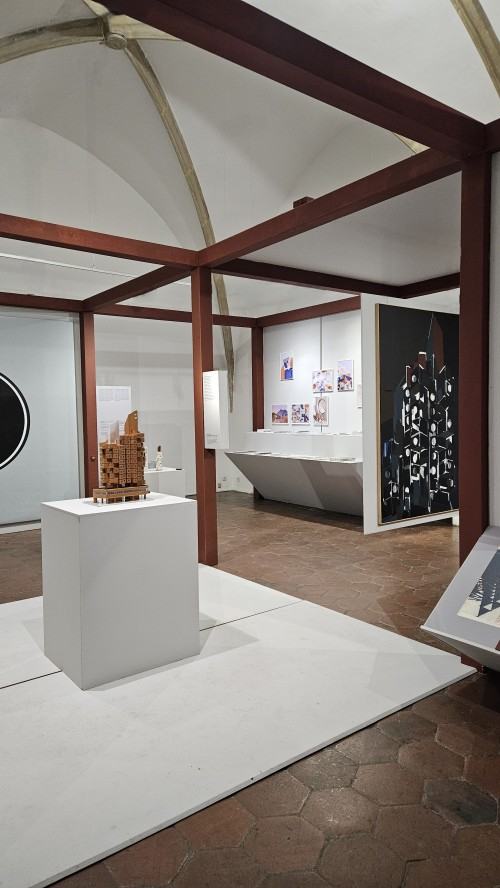 Shinchintaisha. Procesy nietrwałości