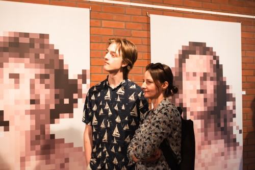 Otwarcie wystawy fotografii inscenizowanej pt. "Dwie drogi" Ewy Martyniszyn i Aliny Kindiak