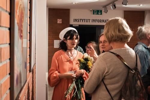 Otwarcie wystawy fotografii inscenizowanej pt. "Dwie drogi" Ewy Martyniszyn i Aliny Kindiak