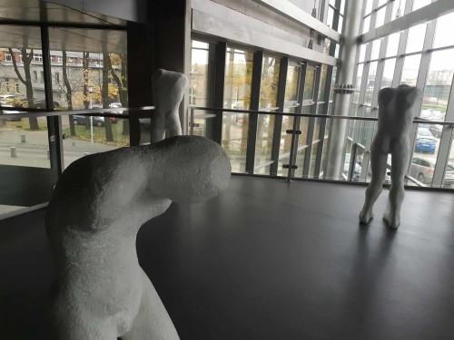 wystawa Grzegorza Niemyjskiego Lamentacje częściowe