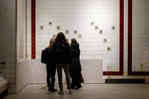 Response of the body under different social structures , Dilay Kocogullari