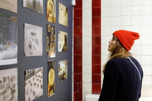 Response of the body under different social structures , Dilay Kocogullari