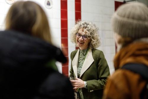 Response of the body under different social structures , Dilay Kocogullari