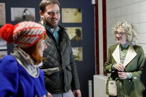 Response of the body under different social structures , Dilay Kocogullari