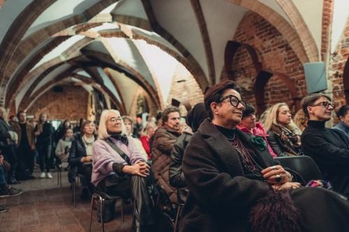 Shinchintaisha. Procesy nietrwałości