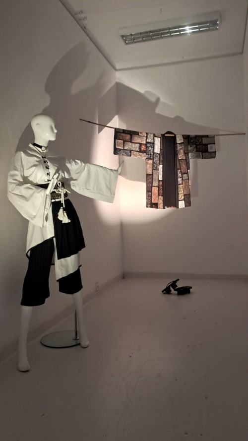 A_Z ja - ubiór jako nośnik tradycji, komunikat wizualny i wyraz twórczej ekspresji