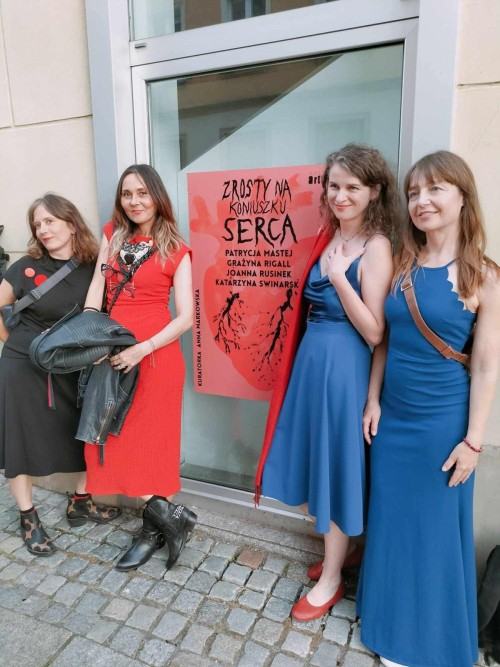 Otwarcie wystawy Zrosty na koniuszku serca