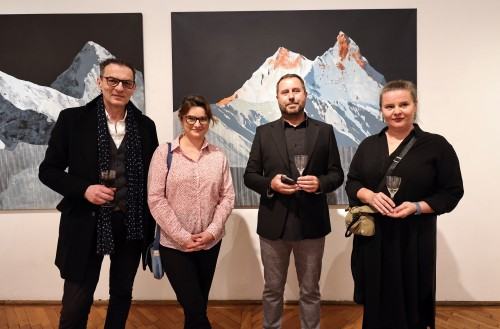 Marta Borgosz & Wojciech Pukocz, Right Here, Right There