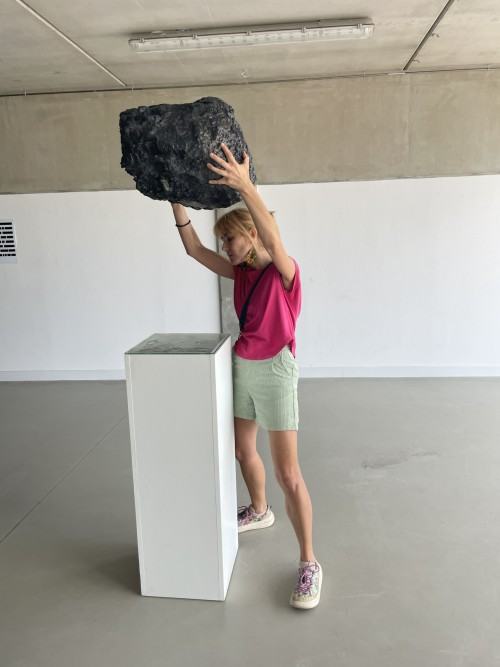 Co było pierwsze: sztuka czy kamień?