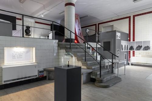 Grupa Łono - Namaszczę się popiołem i zatańczę nad stołem