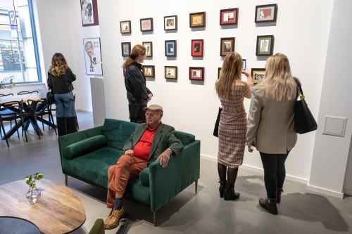 Wesoła ale nie za bardzo_wernisaż_Sztuka na miejscu