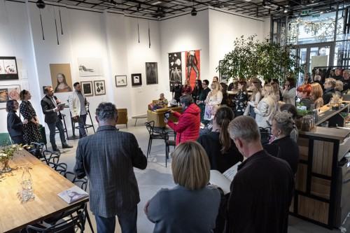 Wesoła ale nie za bardzo_wernisaż_Sztuka na miejscu