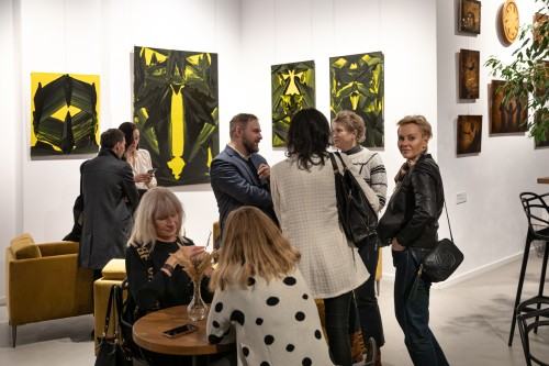 Z bliskiej odległości_wernisaż