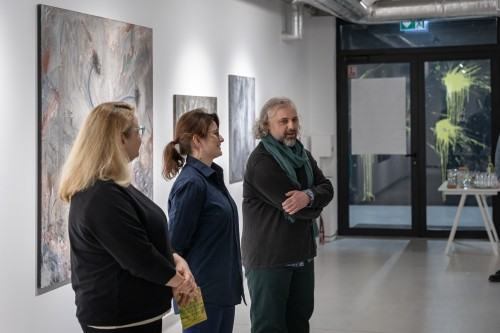 Wątpienie wprowadza mnie w stan upojenia Michał Marek