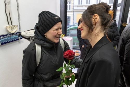 Weronika Surma, Kobieta z talerzem