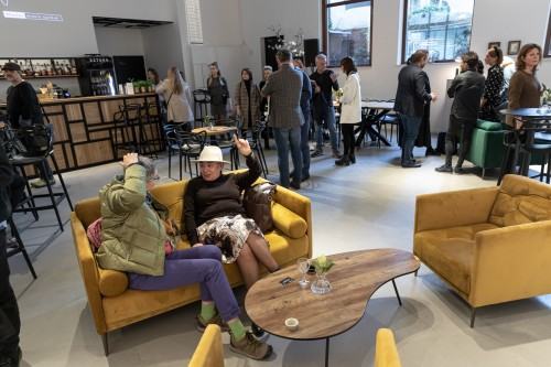 Wesoła ale nie za bardzo_wernisaż_Sztuka na miejscu