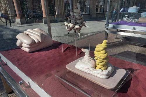 Weronika Lucińska i Joanna Opalska-Brzecka - Out of clay