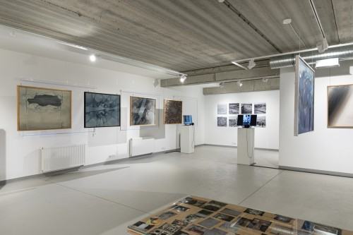 Konrad Jarodzki - Happy The End