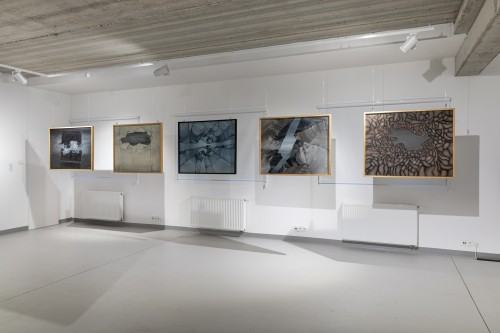 Konrad Jarodzki - Happy The End